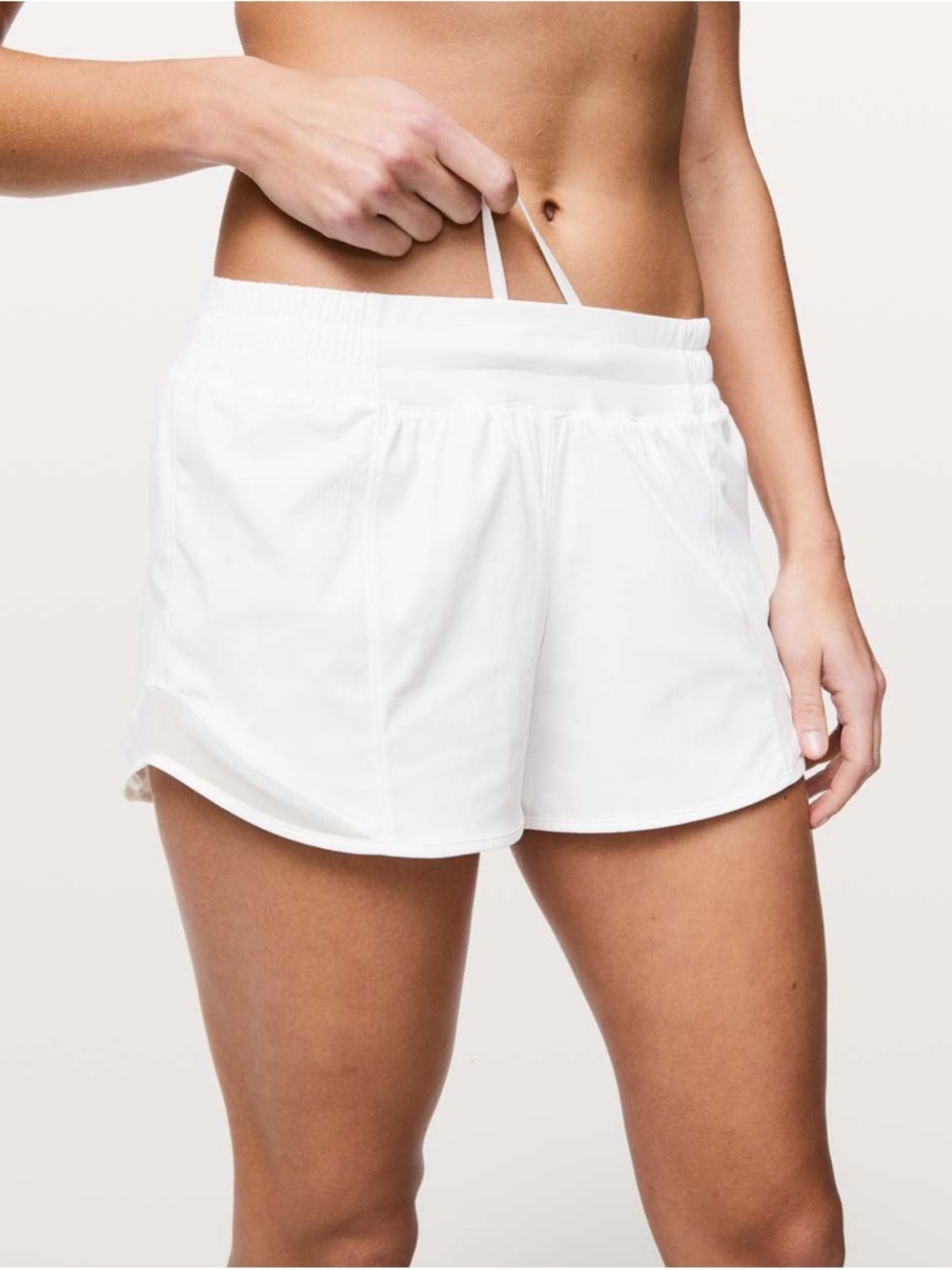 Lululemon Shorts White Tan Hotty Hot II 4” Inseam Stash Pocket Lined Size 4